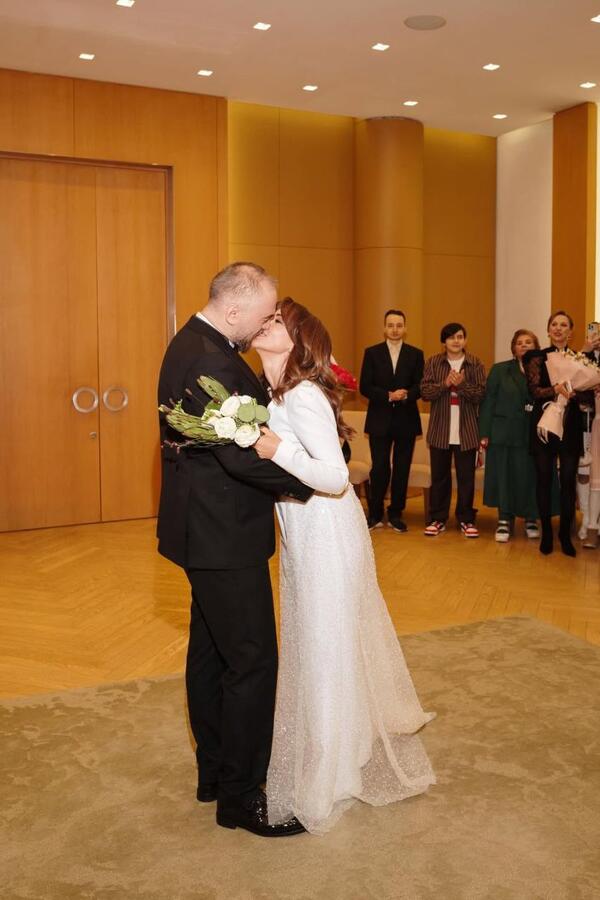 88 РџРѕСЏРІРёР»РёСЃСЊ С„РѕС‚Рѕ СЃРѕ СЃРєСЂРѕРјРЅРѕР№ СЃРІР°РґСЊР±С‹ Р§РµС…РѕРІРѕР№ Рё Р—Р»Р°С‚РѕРїРѕР»СЊСЃРєРѕРіРѕ вЂ” Р±РµР· С„Р°С‚С‹, СЂРѕСЃРєРѕС€Рё Рё С‚РѕР»Рї РіРѕСЃС‚РµР№