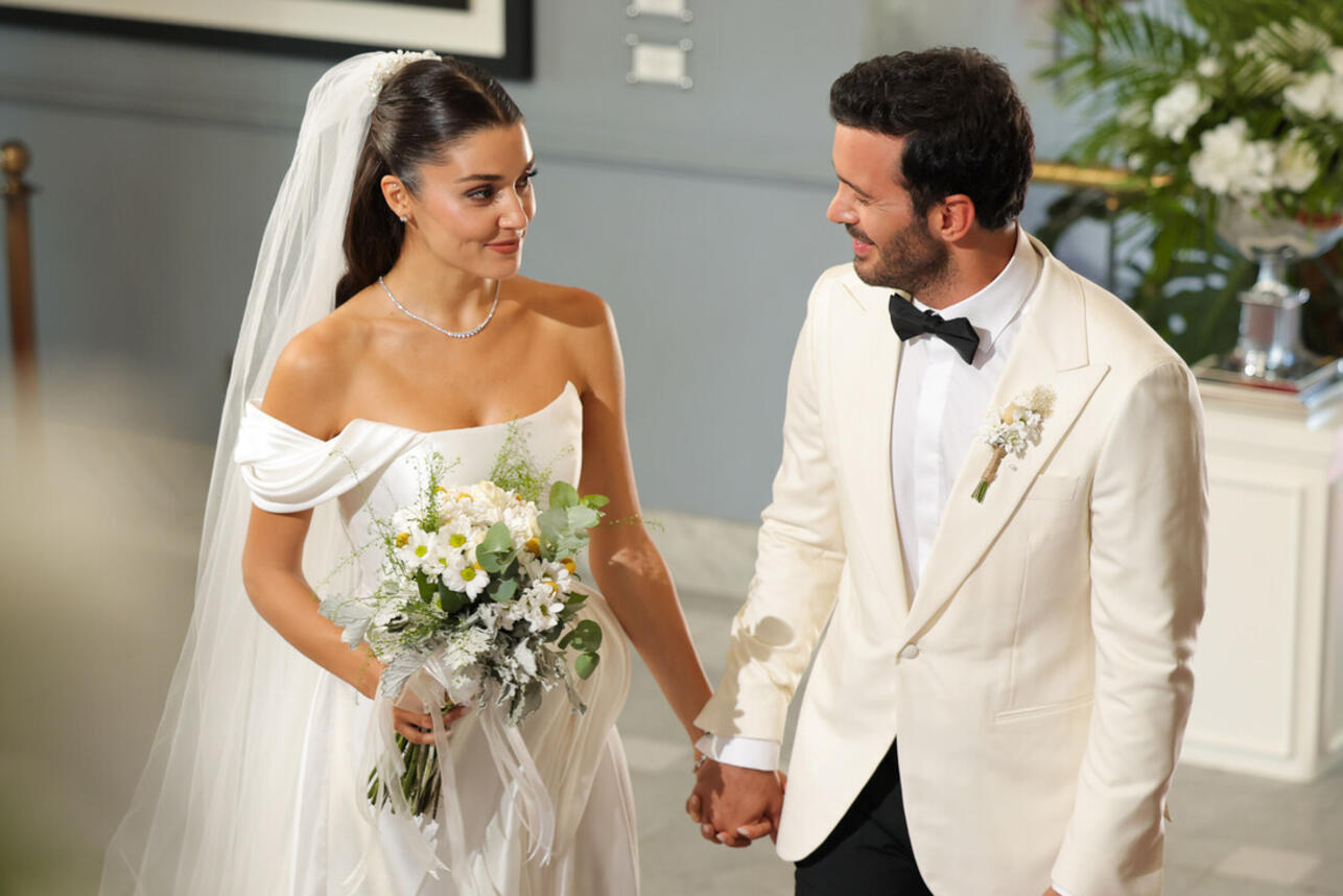 кадр из сериала «Любовь и слезы», 2025 фото