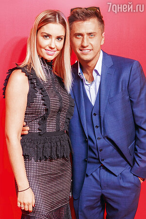 Агата Муцениеце и Павел Прилучный