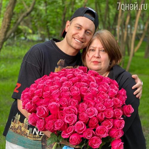 Давид Манукян с мамой