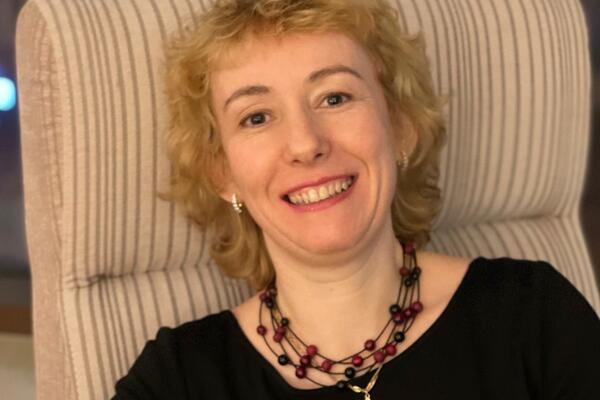 «Писательство — это не профессия, а образ жизни»: интервью с Ольгой Гусейновой