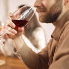 Крепкие или легкие? Выбор вина может раскрыть особенности характера человека 