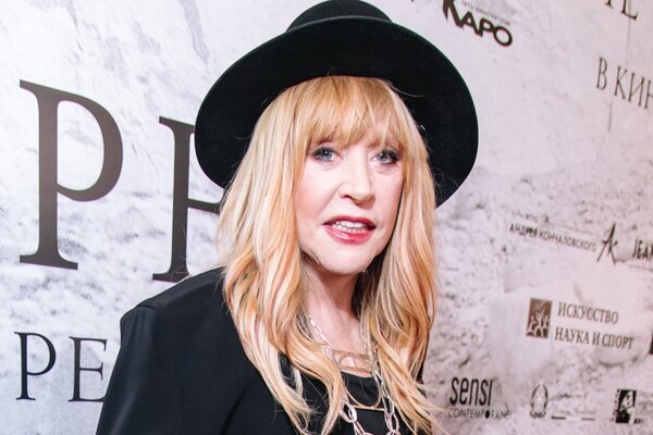 Два миллиона за импланты: выяснились подробности операции Пугачевой