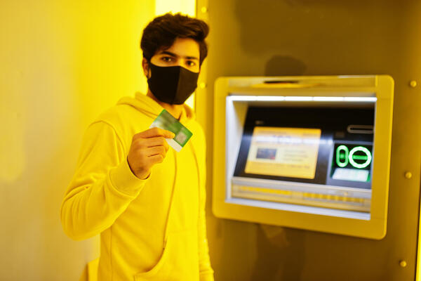 Предлагают включить бесконтактную оплату? Вы в опасности