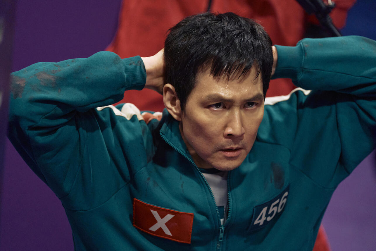 кадр из сериала «Игра в кальмара», 2021 фото