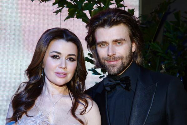 Что сказала подруга Заворотнюк о новом романе Чернышева — отказывается верить