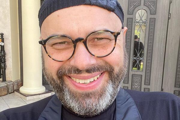 Кому достались миллиарды продюсера? Максим Фадеев остался без жилья