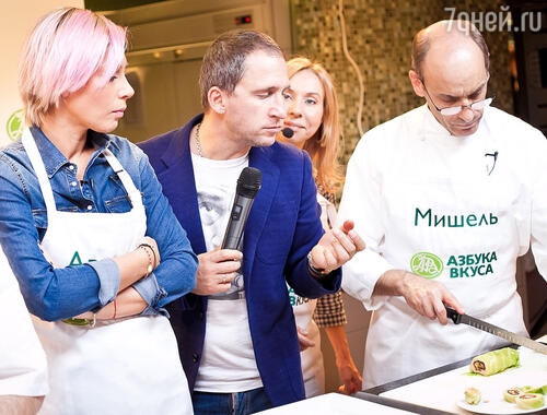 Аврора, Оскар Кучера, Елена Усанова и Мишель Шёвэ