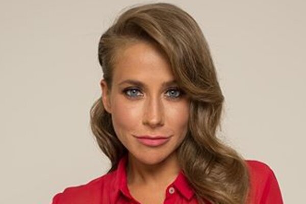 Юлия Барановская напугала фанатов «честным» снимком без макияжа