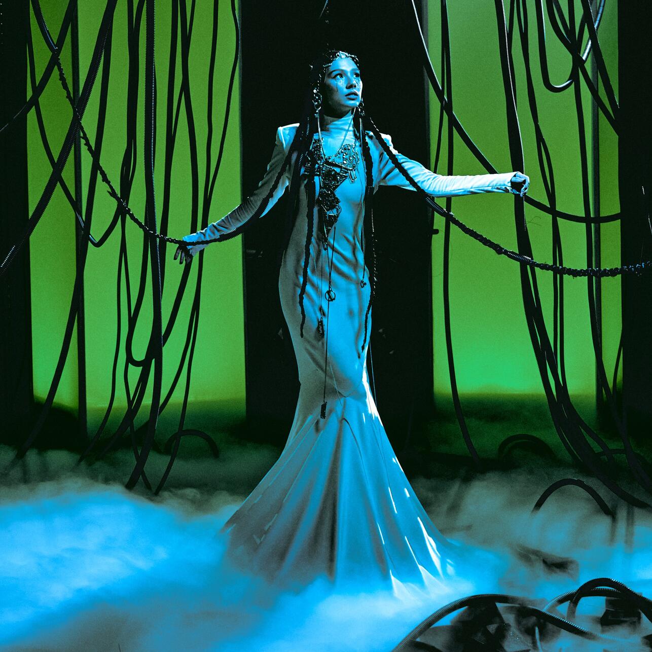 Ay Yola Хозяйка нейросети фото