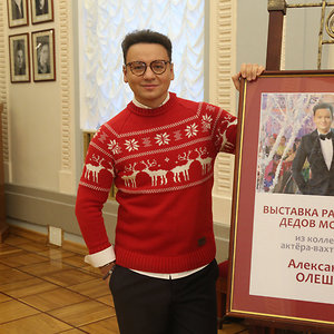 Александр Олешко показал свою уникальную новогоднюю коллекцию