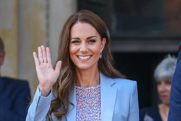 Пока муж спит: Кейт Миддлтон уличили в тайных вылазках из дома