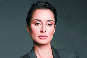 «Минус 15 лет!» Тина Канделаки подробно рассказала, какие процедуры делает у косметолога