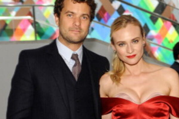 Образ дня: Диана Крюгер в платье Jonathan Saunders