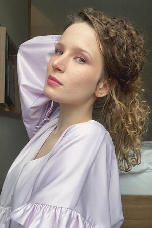 Певица Монеточка - фото