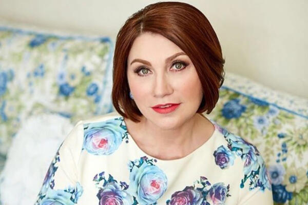 Счастливая Сябитова впервые показала новорожденного внука