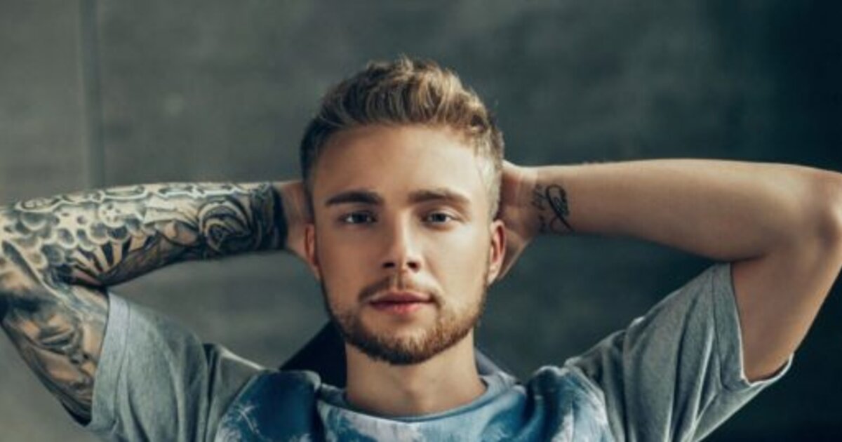 Фотография Griechisches tattoo, Tattoo männer, Frisuren