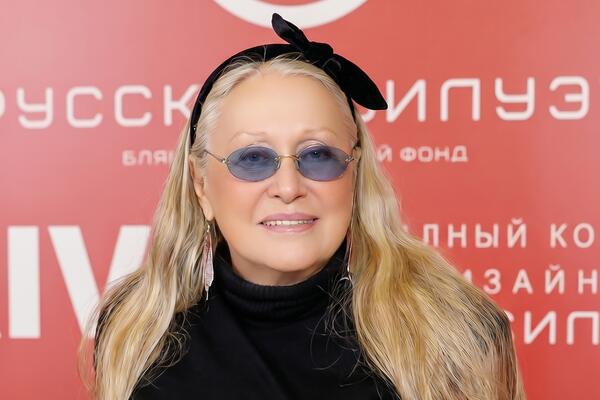 Татьяна Михалкова представила молодые таланты