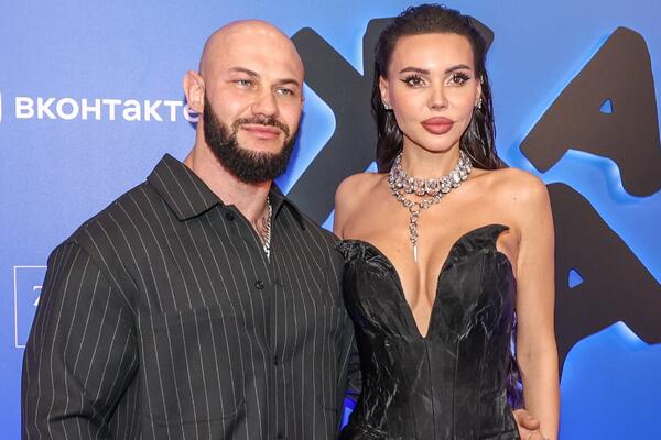 Оксана Самойлова дала первый комментарий после официального развода с Джиганом