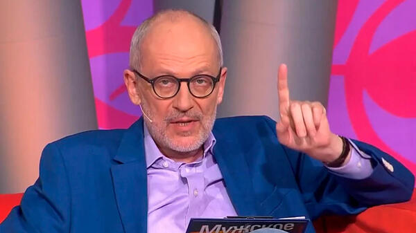 У&nbsp; 61-летнего Александра Гордона и его 23-летней жены появился ребенок