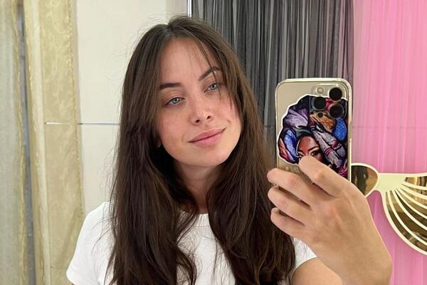 Сестра Фриске представила своего нового мужа — даже родители не знали