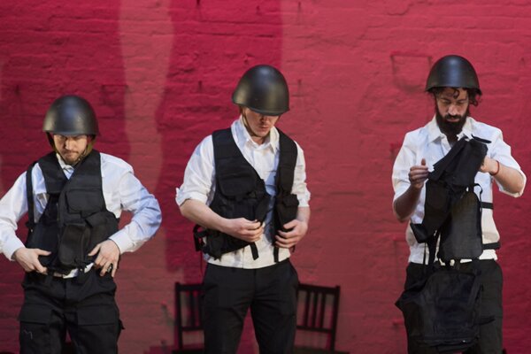 Приглашаем в Театр на Таганке