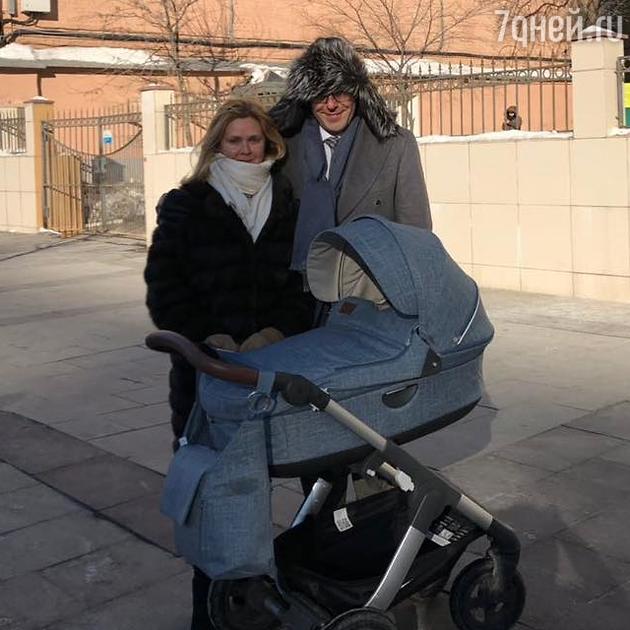Андрей Малахов с женой Натальей и сыном Александром