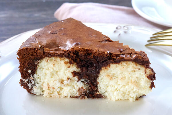 Шоколадно-кокосовый пирог: рецепт от шеф-повара Александра Бельковича