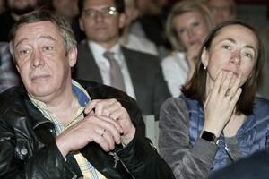 Близкие Ефремова отреагировали на новость о его разводе с Кругликовой