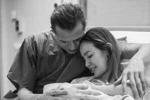 Дмитрий Тарасов показал своего новорожденного сына 