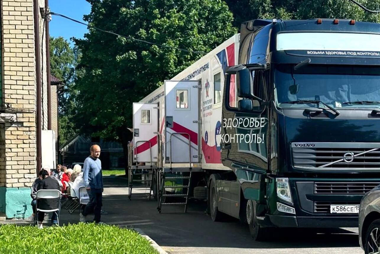 Жители отдаленных населенных пунктов в трех регионах прошли диагностику возрастных изменений