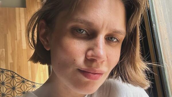 Сыновья Дарьи Мельниковой осудили мать за экранные образы: «Почему ты такая дрянь?»
