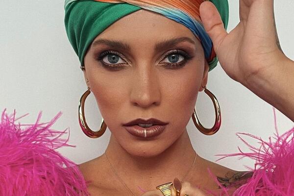 «Вот он, бодипозитив!» Преображение Тодоренко в шоу «Маска» обернулось катастрофой