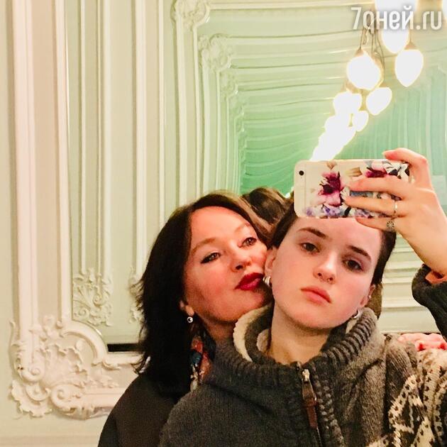 Лариса Гузеева с дочерью Лариса Гузеева с дочерью
