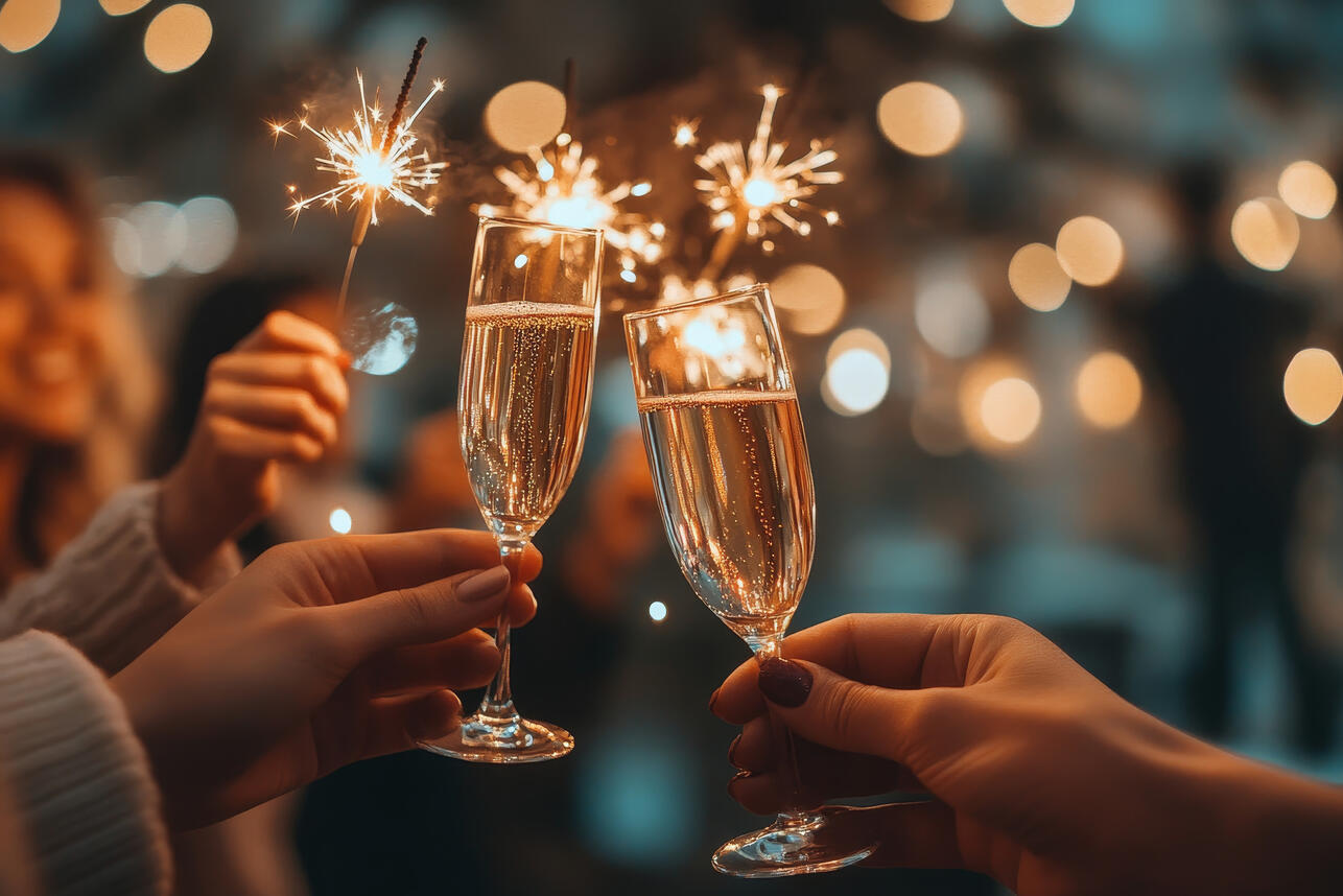 тосты на новый год, новогодние тосты 2025, короткие тосты на новый год, душевные тосты, веселые тосты, тосты для друзей, тосты для семьи, корпоративные тосты, тосты коллегам, новогодние пожелания, что сказать в новогоднюю ночь, поздравления на новый год, тосты за столом, тосты с новым годом