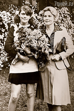 Алена Яковлева с мамой
