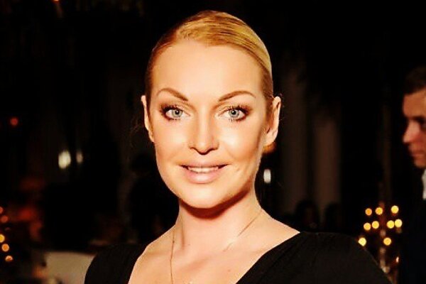 Анастасия Волочкова хочет сделать в своем особняке театр 