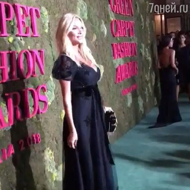 Виктория Лопырева