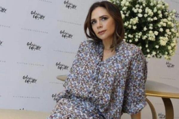 Сюрприз: Виктория Бекхэм снова запела