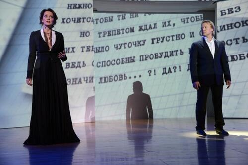 Дмитрий Харатьян и Ольга Кабо в спектакле «Танец любви»