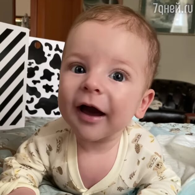 Сын Лизы Арзамасовой и Ильи Авербуха — фото Сын Лизы Арзамасовой и Ильи Авербуха — фото