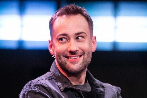 Одержал победу: Шепелев выиграл суд с родителями Фриске