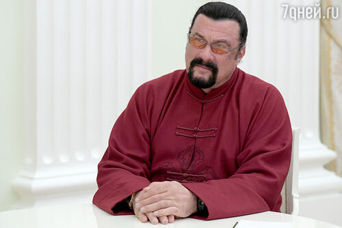 Стивен Сигал 