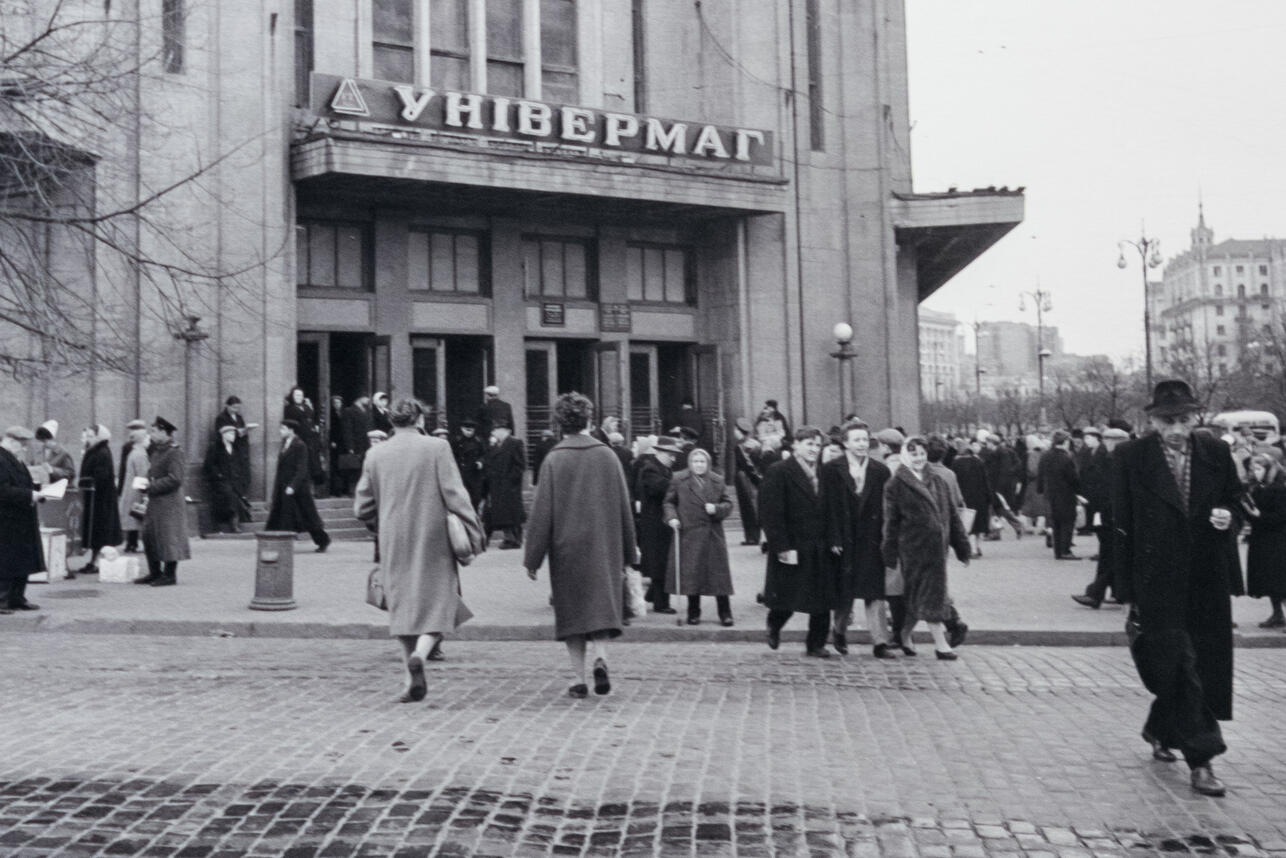 доставка еды в СССР, советская доставка, домовые кухни СССР, как заказывали еду в СССР, столовые СССР, доставка обедов на дом, хрущевки и быт, история доставки еды, советский общепит, еда в судках