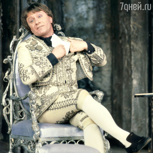 Андрей Миронов в спектакле «Безумный день, или женитьба Фигаро»