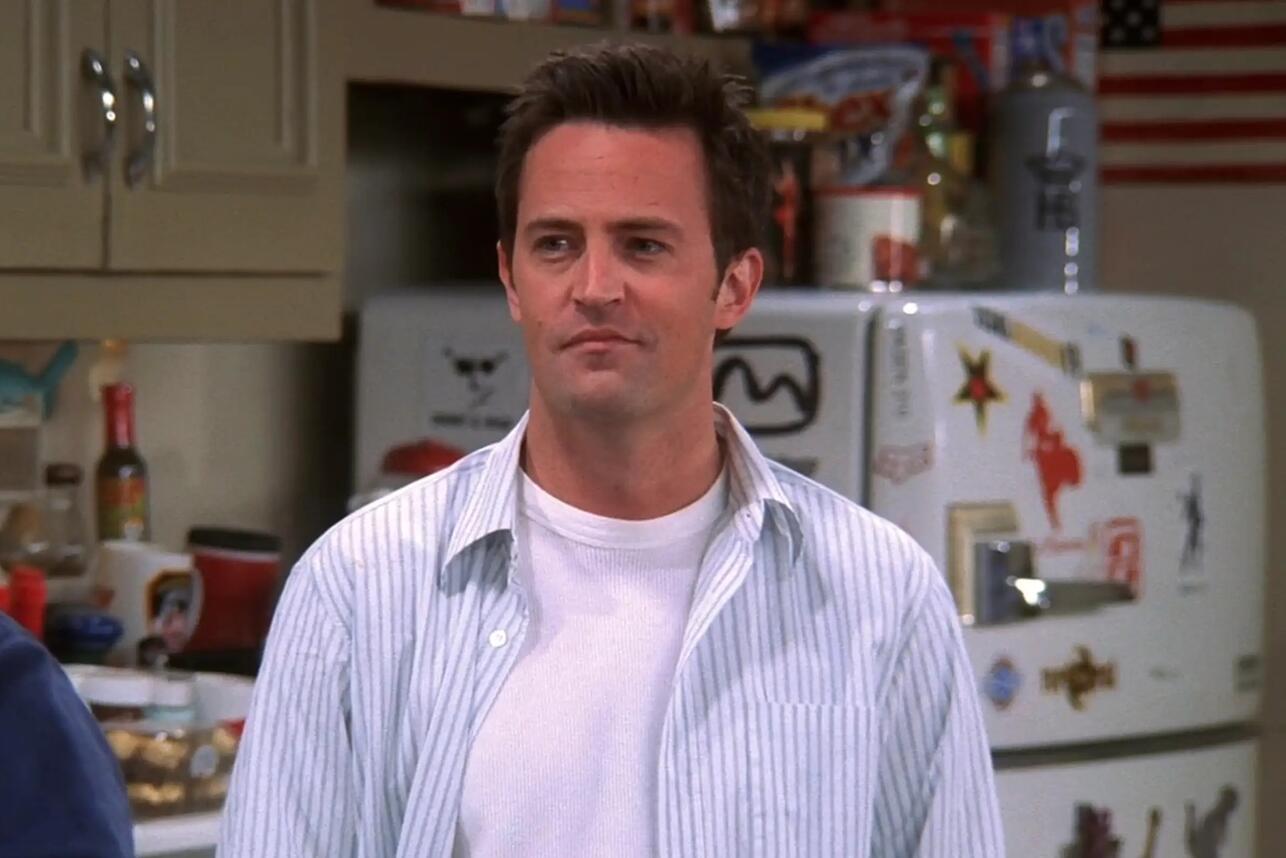 Мэттью Перри в роли Чендлера Бинга фото