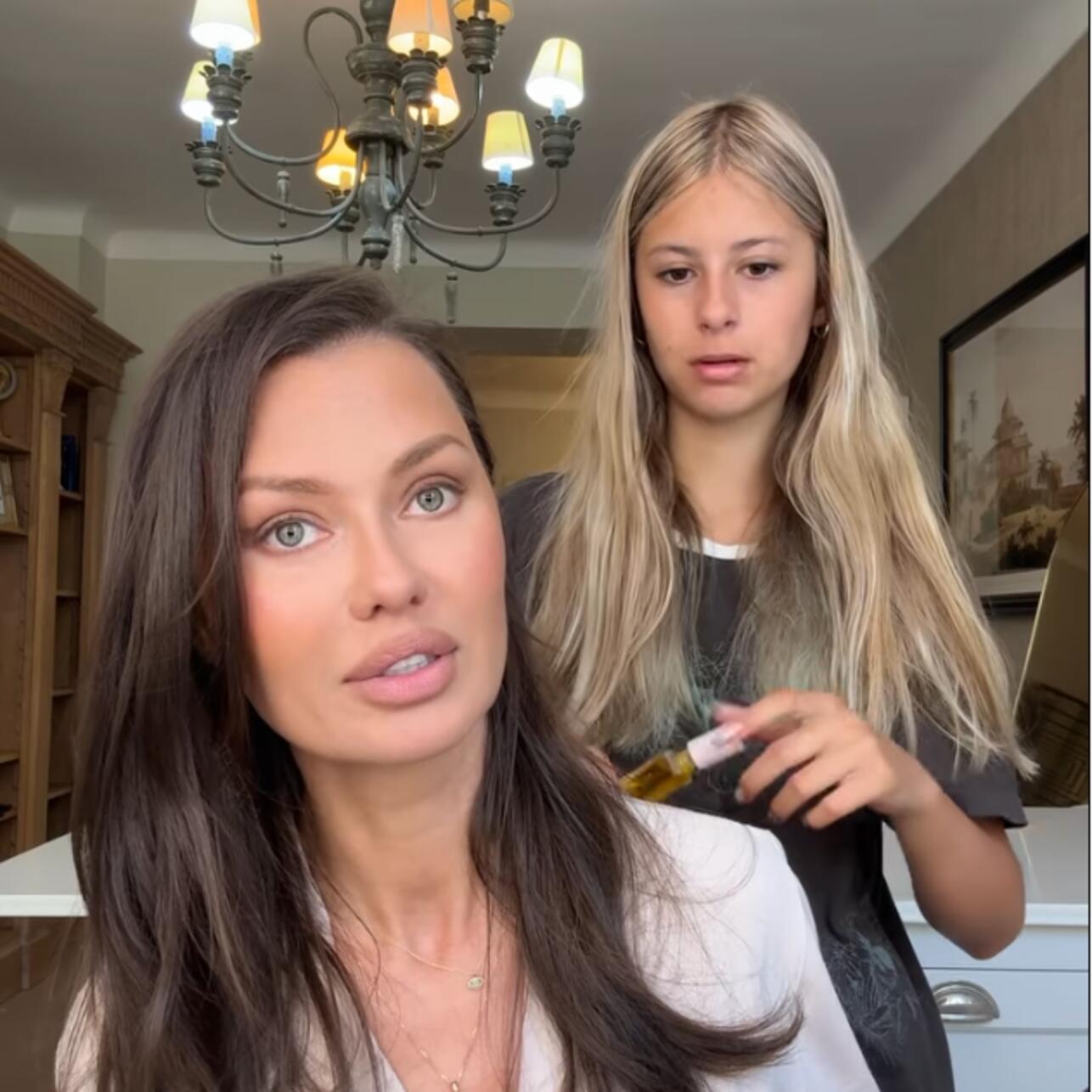 Виктория Боня с дочерью Анджелиной