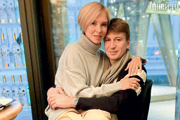 Алексей Ягудин с женой Татьяной Тотьмяниной. Фото. Из личного архива