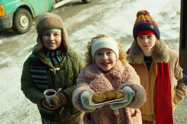 Семейное кино: вышел трейлер комедии «Драники»