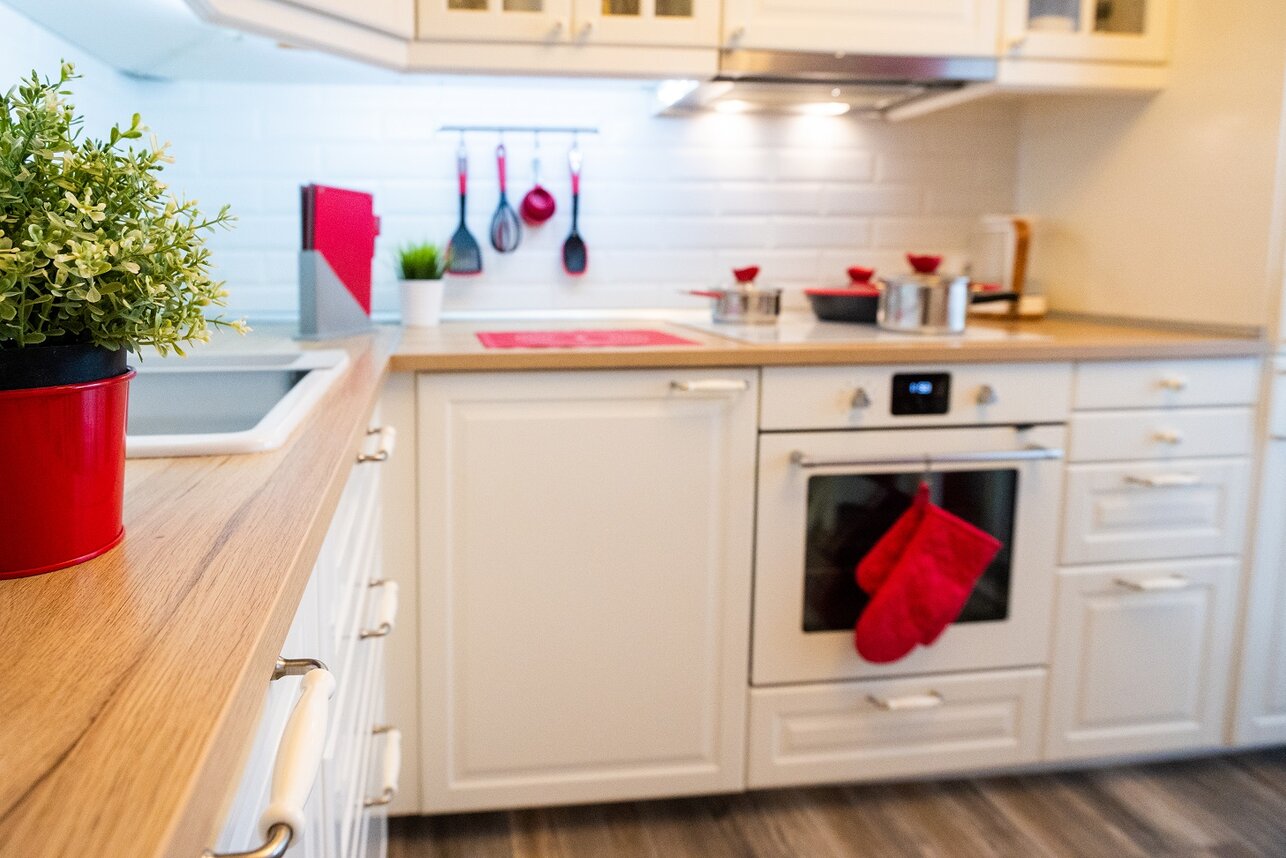 Как обновить кухонный гарнитур самостоятельно: стильные идеи с фото-примерами